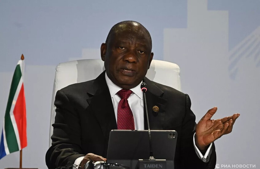 رامافوزا: جنوب إفريقيا تحافظ على حوار مباشر مع بوتين وزيلينسكي لدعم التسوية السلمية