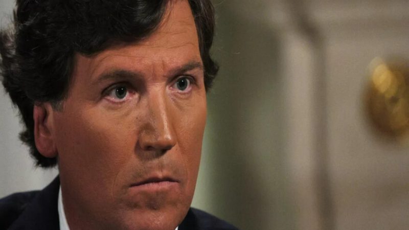 كارلسون: زيلينسكي يخطط لتوطين المهاجرين في أوكرانيا لتعويض قتلى حربه من الرجال