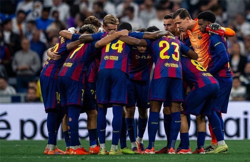 بسبب إصاباته.. لاعب برشلونة يخرج من حسابات “البارسا”