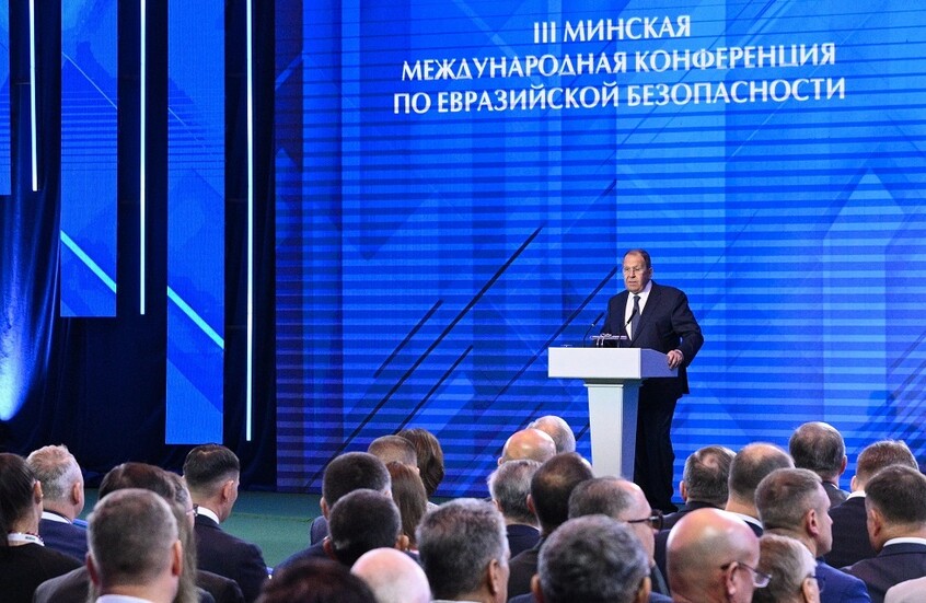 لافروف: “الناتو” يسعى إلى “حجز” مكان له في المحيط الهادئ