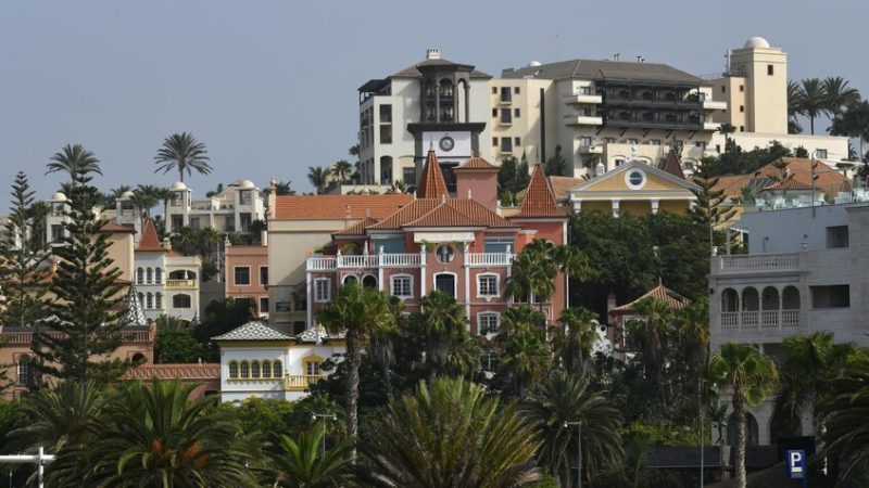 صحيفة إسبانية تؤكد استرجاع الجزائر فندقا مملوكا لرجل أعمال مسجون