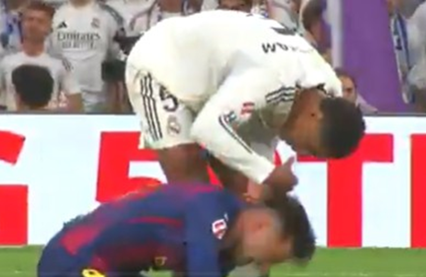 “بسبب هذا التدخل لن أطرد حتى مع  نيغريرا”.. الكشف عن حديث بيلينغهام الساخر من بيدري (فيديو)