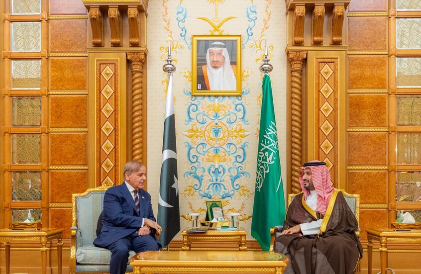اتفاق جديد بين السعودية وباكستان خلال لقاء الأمير محمد بن سلمان وشهباز شريف