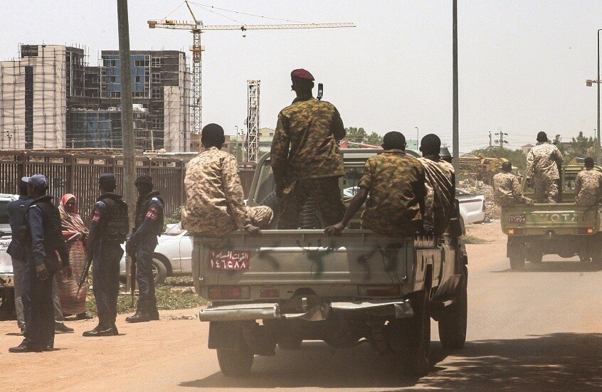 تحولات في السودان تهدد مصر.. كيف تراقب القاهرة الانقلاب على حدودها الجنوبية؟