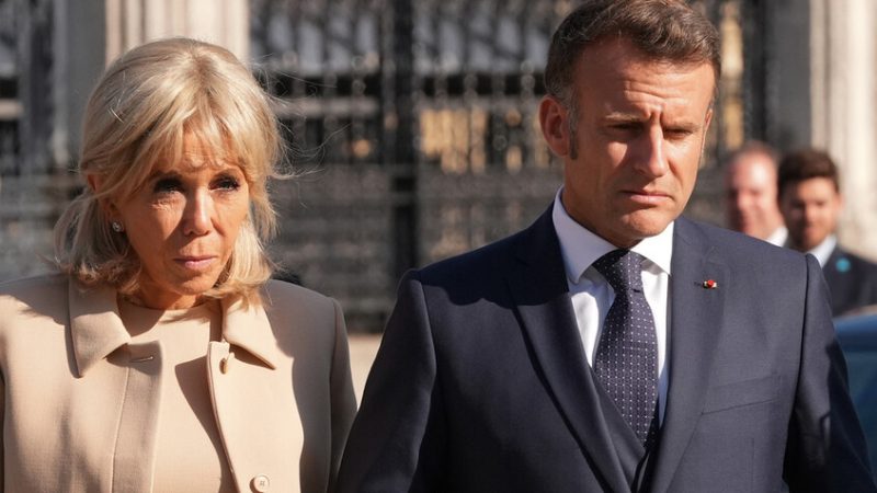 زوجة الرئيس ماكرون غيرت مظهرها وملابسها استجابة لنظرية أنها رجل!