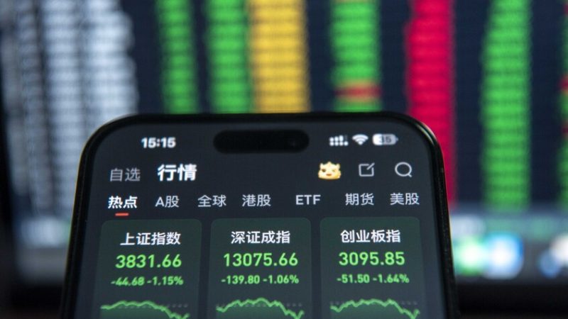 الأسهم الصينية تسجل أعلى مستوى في 10 سنوات
