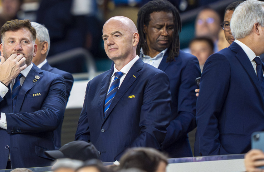 رئيس “الفيفا” يوجه رسالة خاصة لنادي الاتحاد بعد فوزه على النصر
