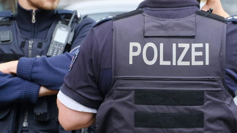 ألمانيا.. شرطي يطلق النار على سائق صدمه بسيارته أثناء تفتيش مروري