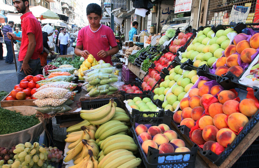 سوريا تقرر إغلاق المحال التجارية عند الساعة 9 مساء في دمشق