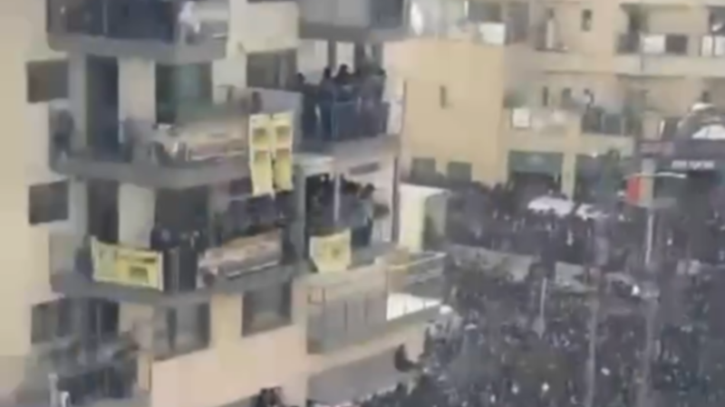 إسرائيل.. مئات الآلاف من الحريديين يتظاهرون في القدس رفضا للتجنيد الإلزامي