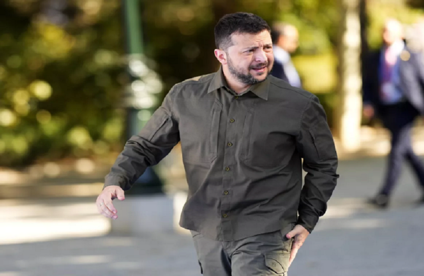 زيلينسكي يمدد سريان الأحكام العرفية والتعبئة العامة في أوكرانيا