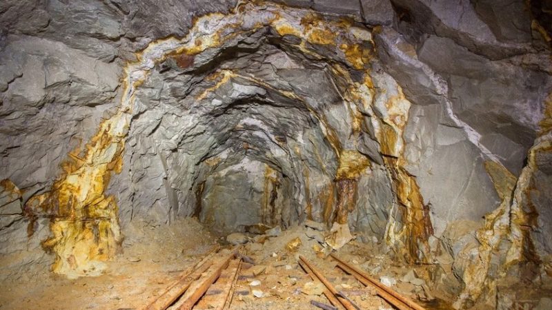 المغرب يكتشف مواقع “واعدة” للذهب والمعادن الاستراتيجية