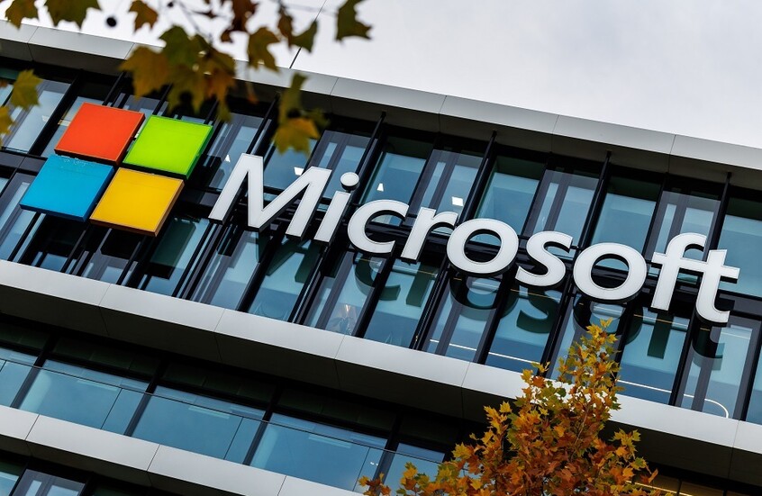المحكمة الجنائية الدولية تتخلى عن منتجات “مايكروسوفت” خوفا من عقوبات ترامب