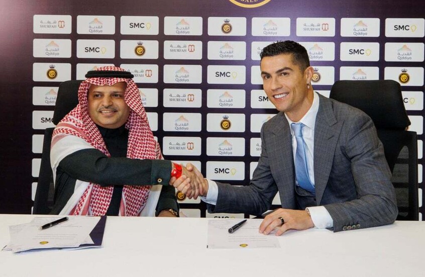 مسلي آل معمر يكشف كواليس صفقة رونالدو مع النصر ويكذب رواية مسؤول كبير