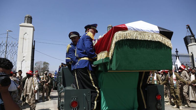 الحوثيون يحاكمون 43 موظفا أمميا