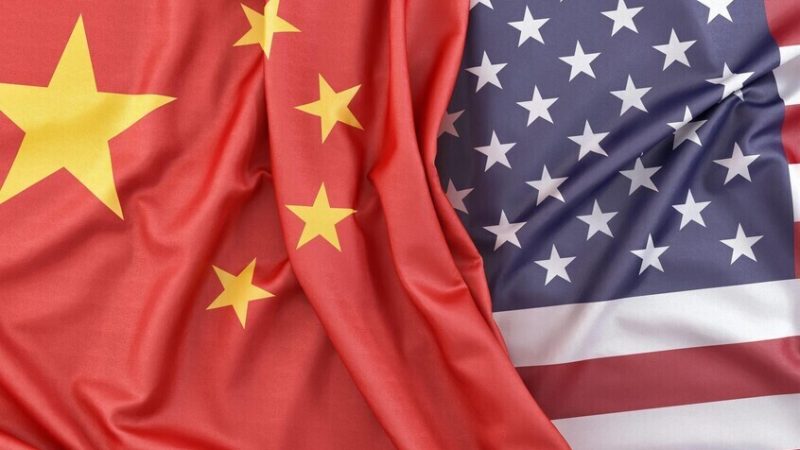 وزير الخزانة الأمريكي:  حققتا توازنا مع الصين