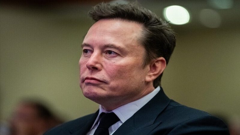 إيلون ماسك: موظف OpenAI السابق لم ينتحر بل “قُتِل”