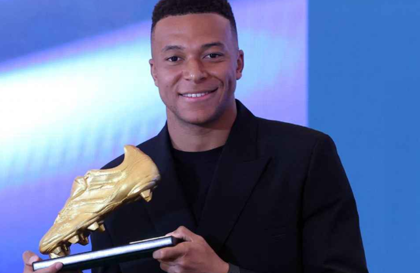 مبابي يتسلم الحذاء الذهبي.. ويطمح للاحتفاظ به مجددا في 2026