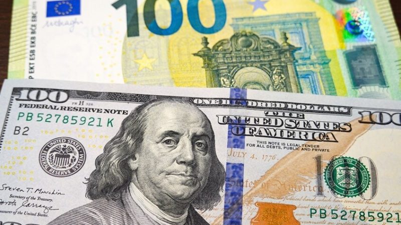 إيطاليا تشكو من قوة اليورو وتحث المركزي الأوروبي على خفض أسعار الفائدة