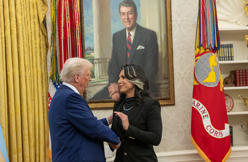 مديرة الاستخبارات: استراتيجية أمريكا السابقة المتمثلة في “تغيير الأنظمة” انتهت