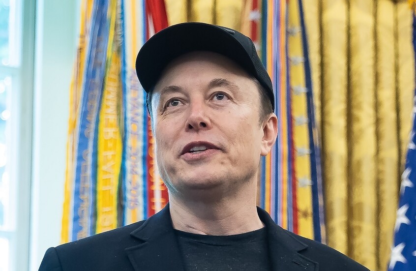 ماسك: إدارة بايدن منعت إنقاذ رواد الفضاء من محطة الفضاء الدولية في عام 2024