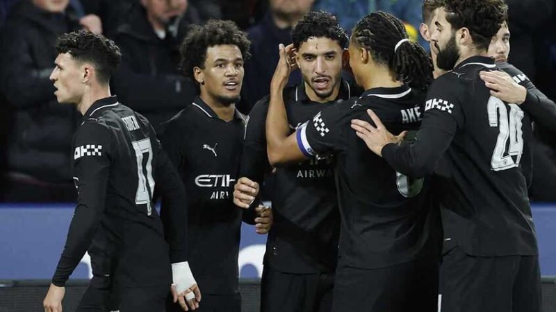 بسبب عمر مرموش.. مانشستر سيتي يصدم منتخب مصر