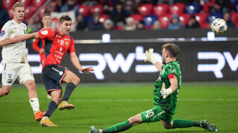 تسيسكا يهزم “باري” ويقفز إلى صدارة الدوري الروسي