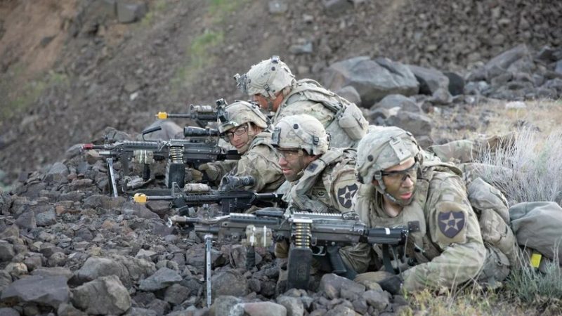 واشنطن بوست: الولايات المتحدة تنشر 16 ألف جندي في البحر الكاريبي قرب فنزويلا