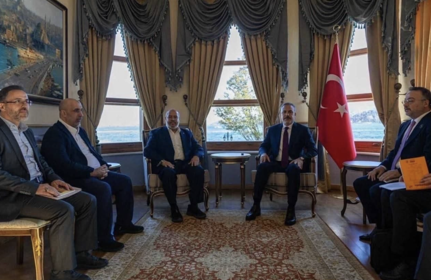 وفد حماس يلتقي وزير الخارجية التركي لمناقشة أوضاع غزة والفلسطينيين