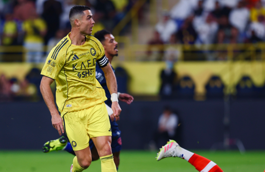 رونالدو يضيء مباراة النصر بثنائية ويقوده لفوز “قاتل” على الفيحاء (فيديو)