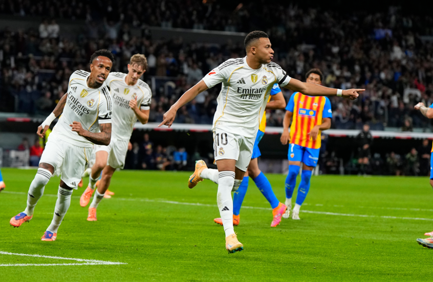 ريال مدريد يكتسح فالنسيا ويوسع الفارق في صدارة “الليغا”