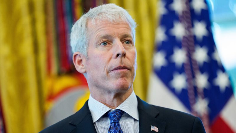 وزير الطاقة الأمريكي يوضح ماهية تجارب ترامب النووية المحتملة