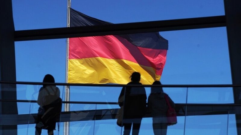 بيلد: ثلث الشركات الألمانية تخطط لخفض الوظائف في العام المقبل