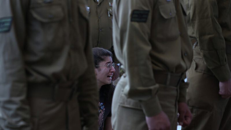 إسرائيل في لحظة “انكشاف تاريخي” بعد 7 اكتوبر.. “قطيع متوحش وسقوط داخلي وصدمة وانهيار للثقة بالدولة”