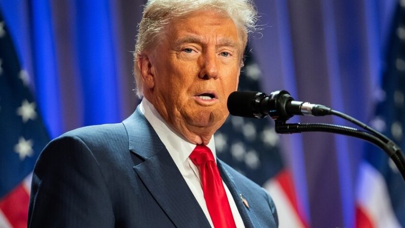 ترامب يتحدث عن سبب يحد من فعالية جهوده لتسوية النزاع في أوكرانيا