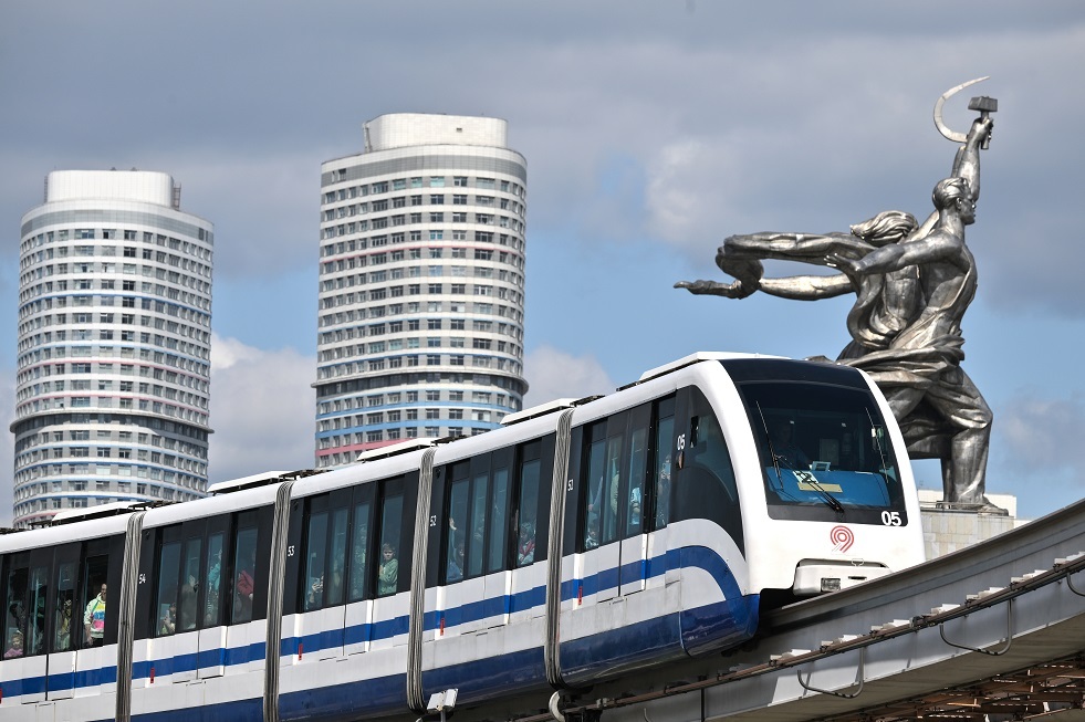 والد إيلون ماسك: موسكو هي أجمل عاصمة في العالم