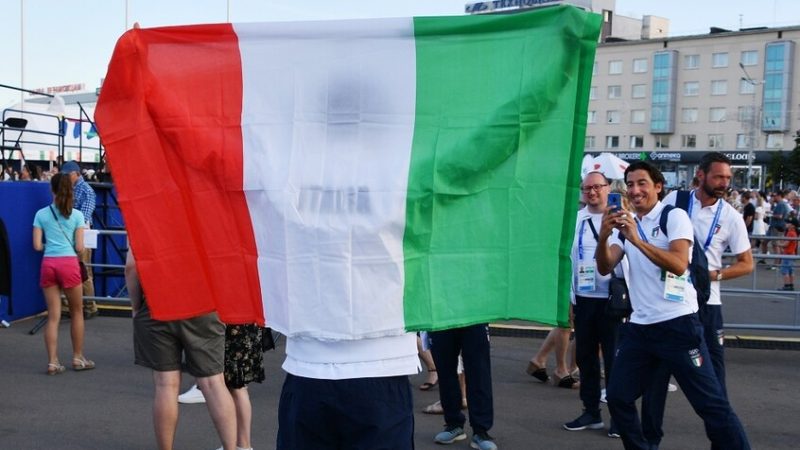 الخارجية الإيطالية تستدعي السفير الروسي لدى روما