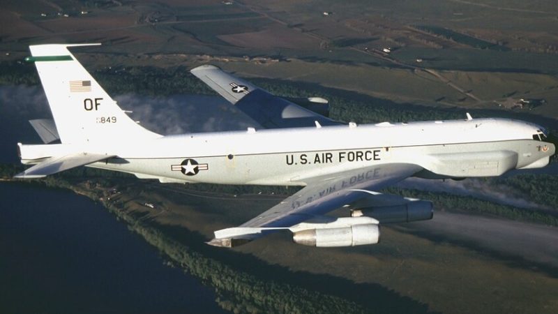 طائرة استطلاع أمريكية تحلق فوق البحر الأسود ثم تعود أدراجها قرب سوتشي