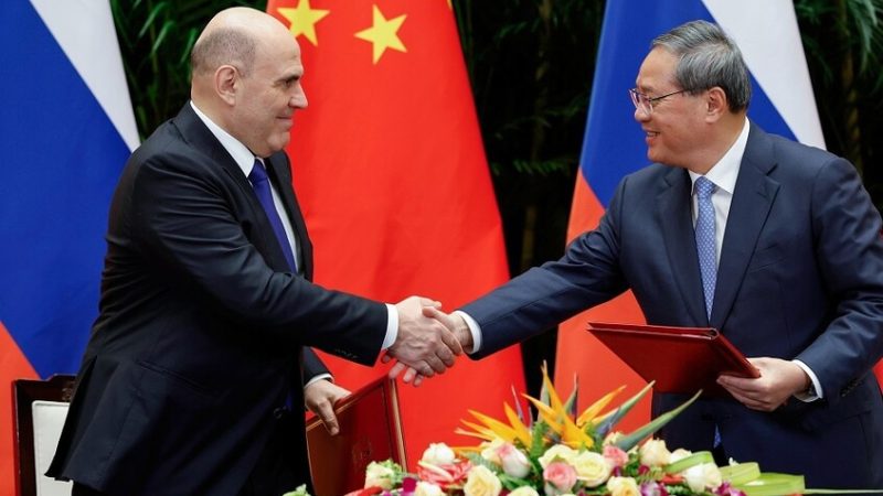 روسيا والصين تصدران بيانا مشتركا عقب الاجتماع الدوري الـ30 لرئيسي حكومتي البلدين