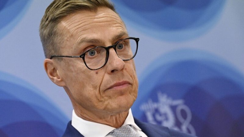 سياسي فنلندي يعرب عن دهشته من اقتراح ستوب عقد لقاء بين بوتين وترامب في قمة العشرين