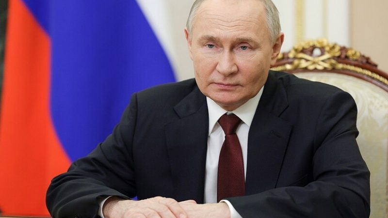 بوتين يوعز باعتماد خارطة طريق لإنتاج المعادن النادرة