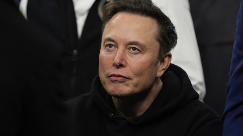 الثروة السيادي النرويجي يرفض حزمة مكافآت قدرها تريليون دولار مقترحة من “تسلا” لماسك