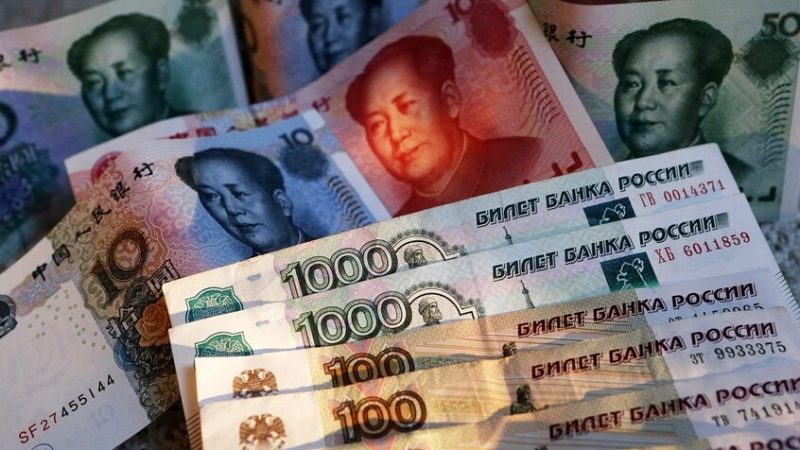 سيلوانوف: حصة التسويات بين روسيا والصين بالعملات الوطنية وصلت إلى 99.1%