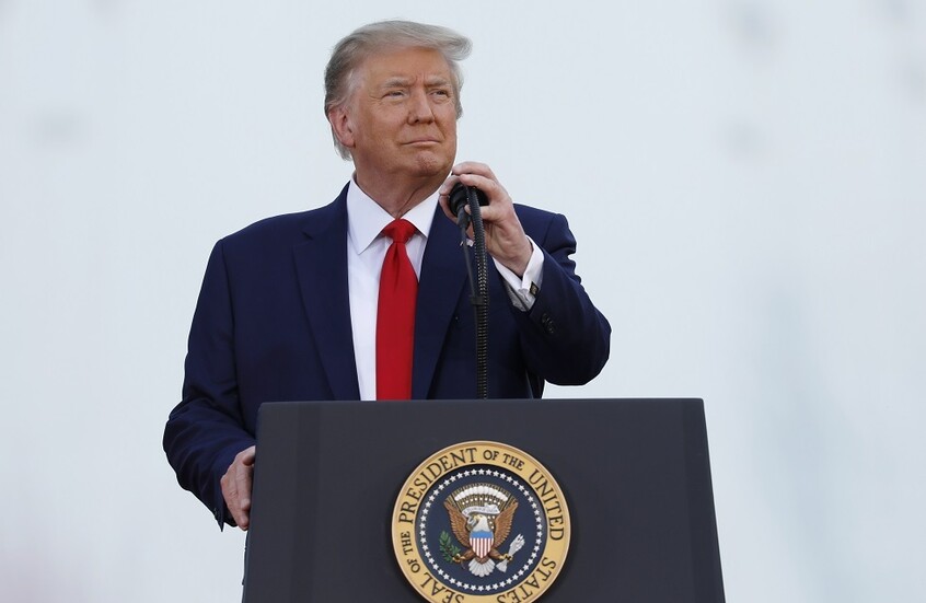 نيويورك تايمز: مستشارو ترامب يصرون على إزاحة مادورو رغم تردد رئيسهم