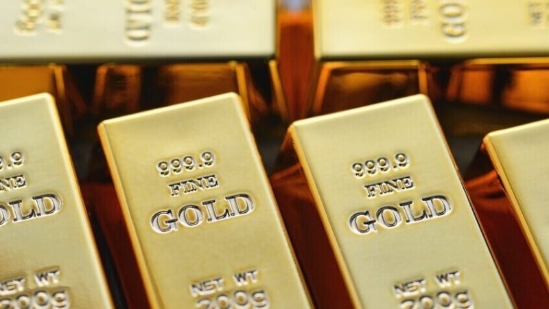 تراجع الذهب وارتفاع سعر صرف الدولار إلى أعلى مستوى في 3 أشهر