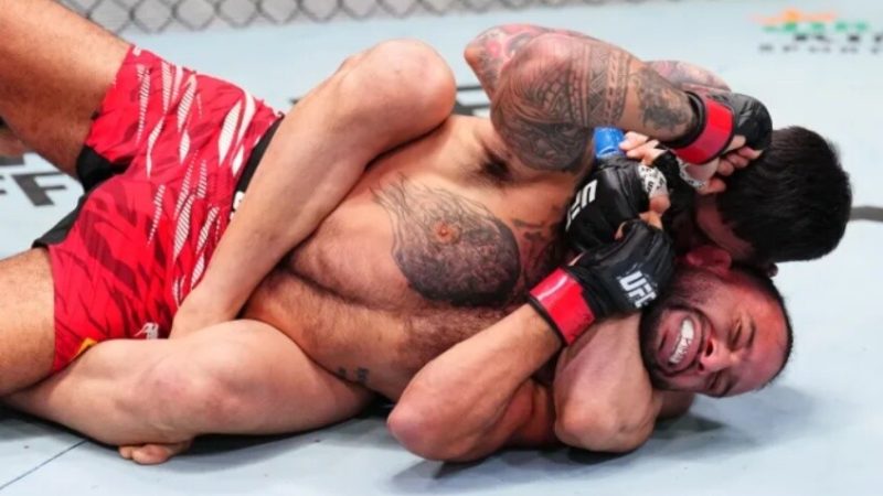 فضيحة محتملة في UFC.. تحقيق بشأن نزال مثير للجدل