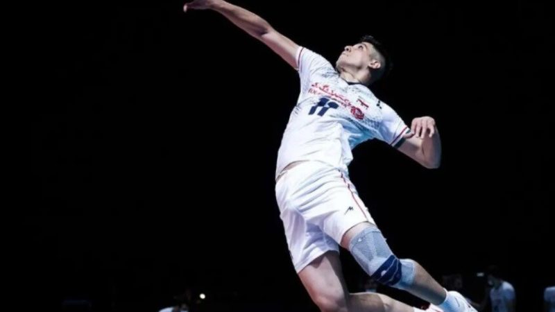 أصيب في قطر… وفاة نجم الطائرة الإيراني صابر كاظمي بسن الـ26 عاما