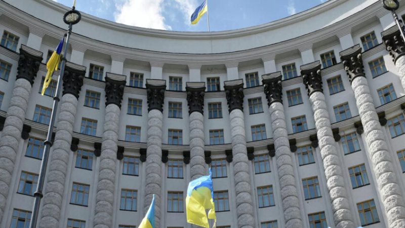 أوكرانيا تواجه أزمة حادة في القوى العاملة ونقصا يصل إلى 50% في بعض القطاعات