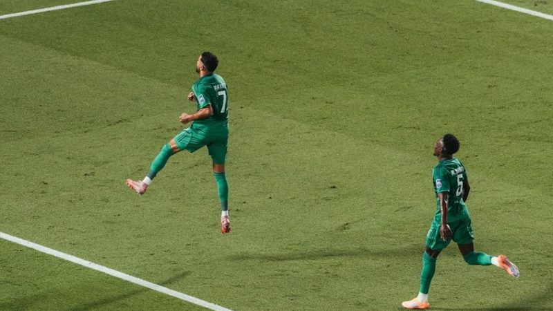 شاهد.. هدف رائع بقدم الجزائري رياض محرز في دوري أبطال آسيا للنخبة