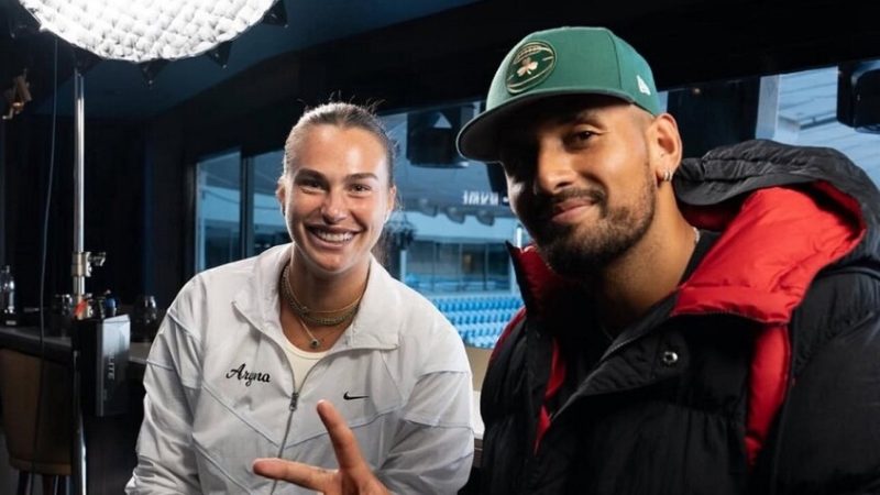 “معركة بين الجنسين!”.. النجمة سابالينكا و”المشاكس” كيريوس في تحد مثير بدبي (فيديو)